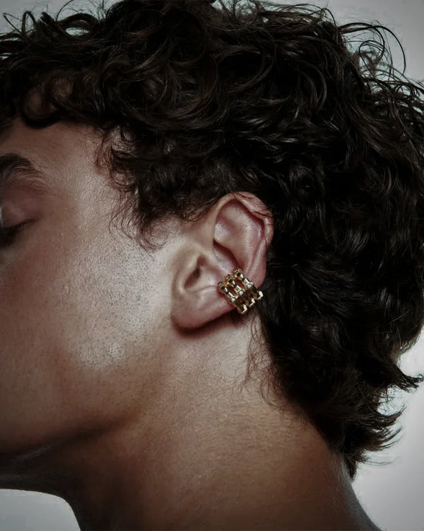 Earcuff Nedir? Earcuff Nasıl Takılır?.