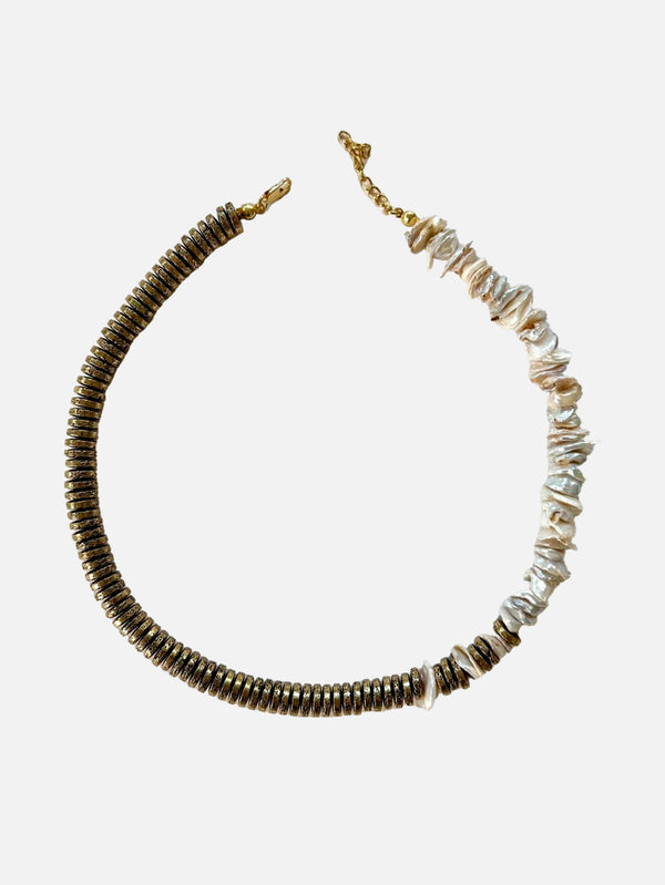 L'ATELIER DES PERLES, Calme Doğal Lav Taşlı Barok ve Yaprak İncili Kolye, KOLYE, shopi go'da!