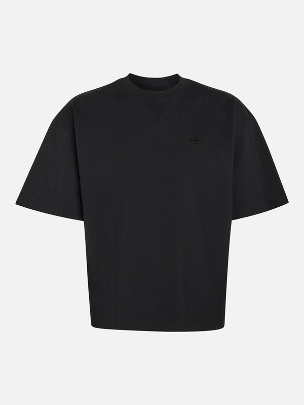 ADIDAS ORIGINALS Premium Essentials T-Shirt – siyah, ön görünüm