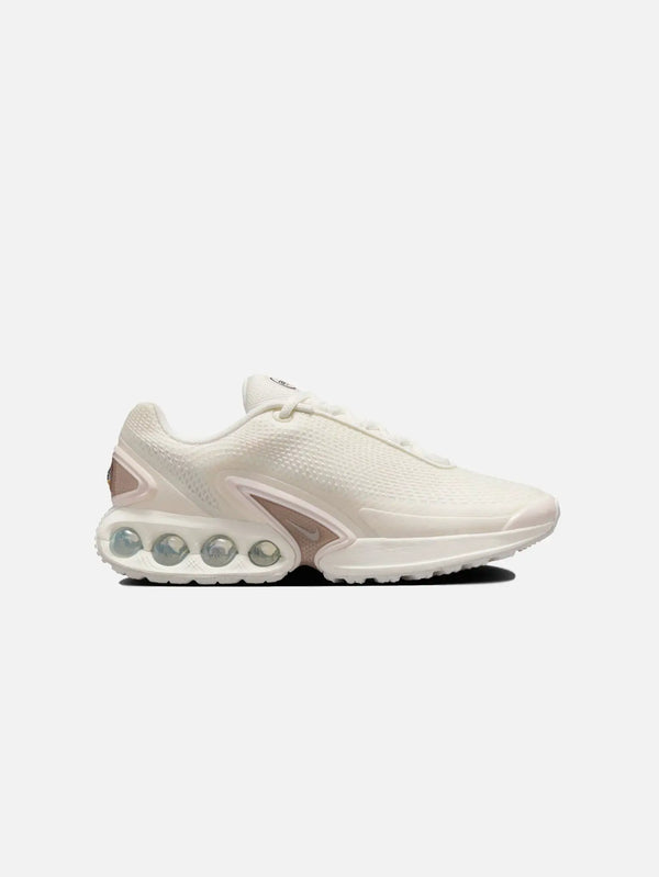 NIKE Air Max DN SE