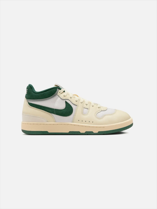 NIKE Mac Attack