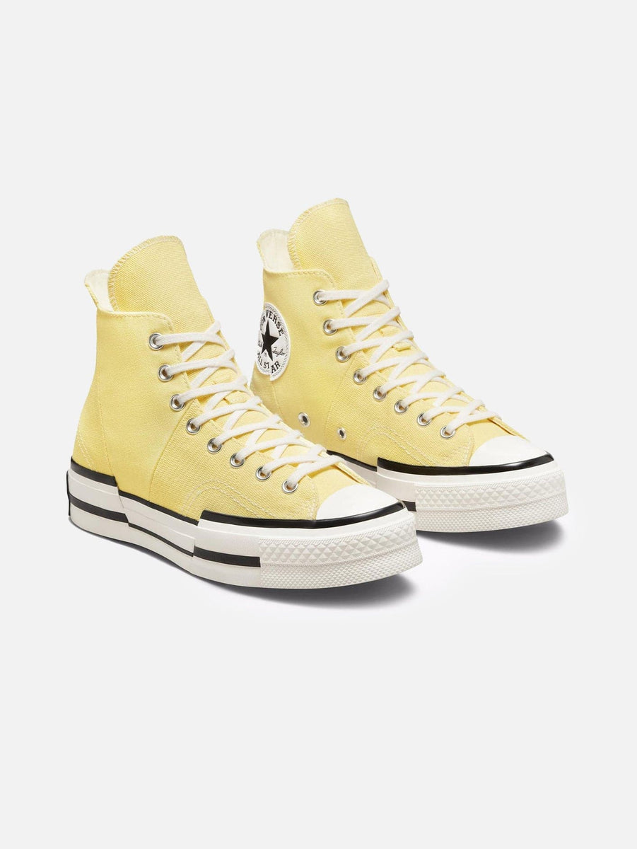 Dark clearance yellow converse