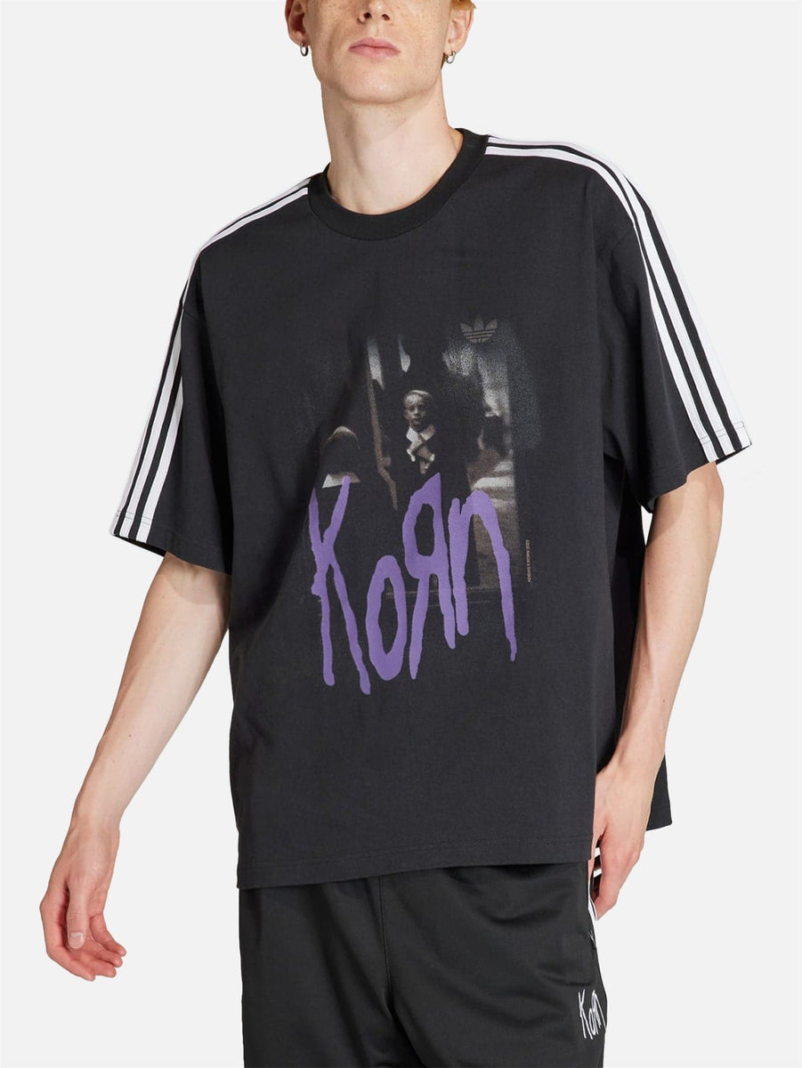 adidas Korn Graphic T-Shirt Carbon Tシャツ