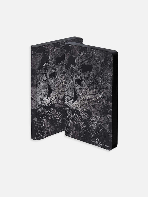 Graphic L Light - Nightflight Over Hamburg Silver Defter - shopi go