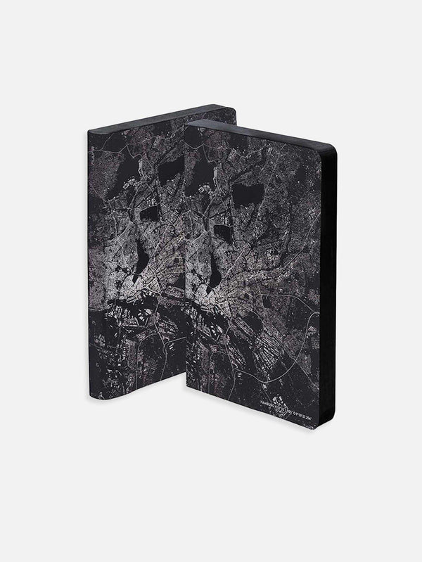 NUUNA - DEFTER - Graphic L Light - Nightflight Over Hamburg Silver Defter - shopi go'da!.