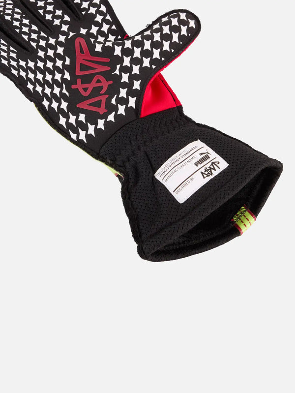 PUMA A$AP ROCKY x Puma Fire Gloves - Black, arka görünümde beyaz yıldız deseni
