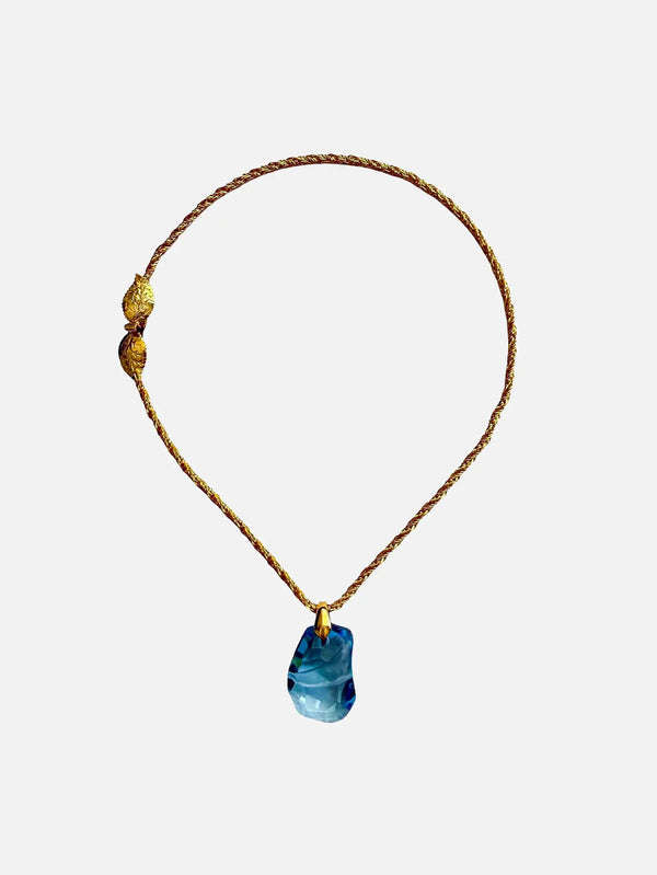NES VINTAGE Vintage 1980s Designer House Chain Necklace with Swarovski Designer Edition Crystal Pendant – altın, önden