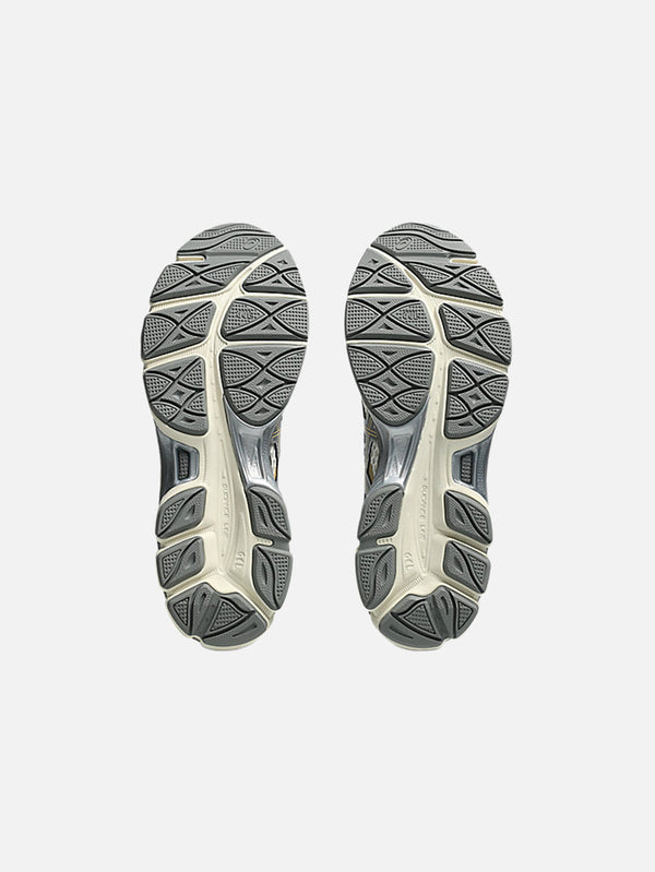 ASICS, Gel-Cumulus 16 