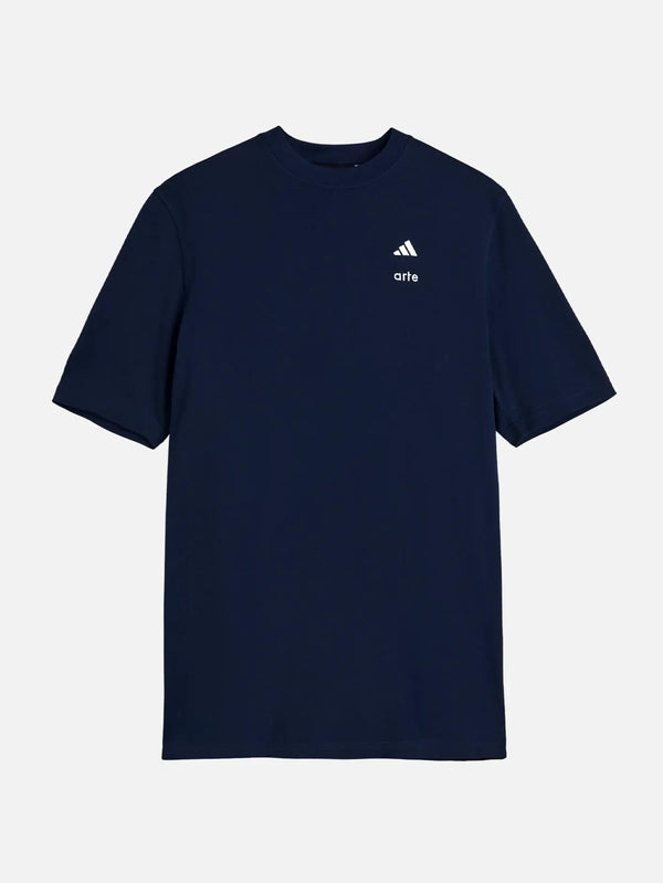ADIDAS ORIGINALS Arte Antwerp x adidas T-Shirt – Collegiate Navy, önden görünüm