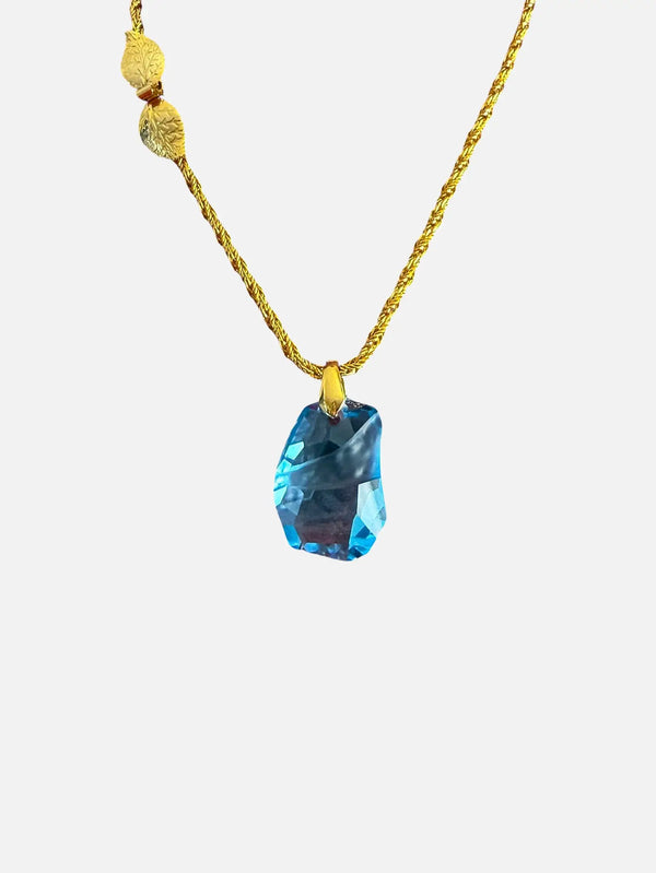NES VINTAGE Vintage 1980s Designer House Chain Necklace with Swarovski Pendant – mavi, önden görünüm