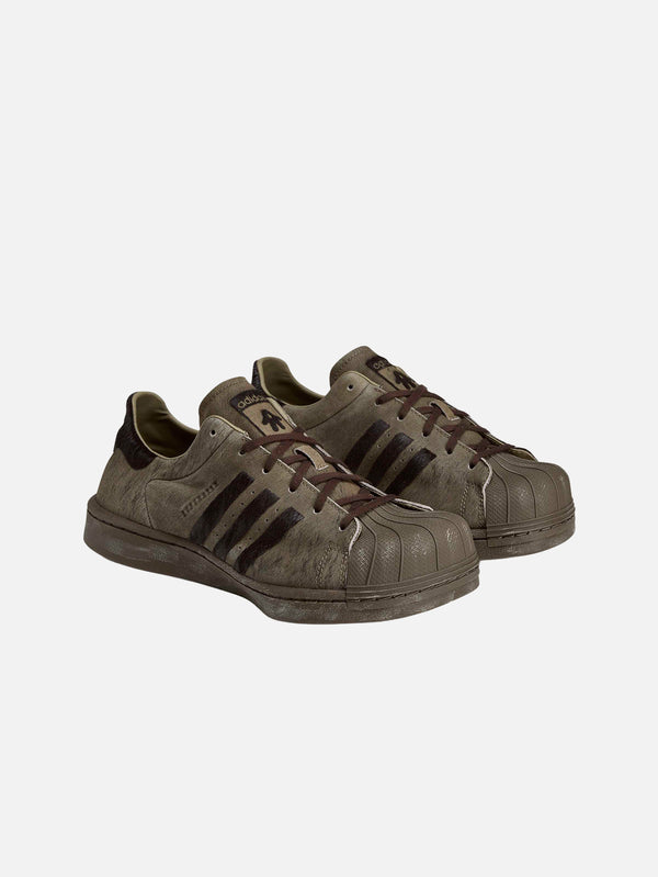 ADIDAS ORIGINALS, AVAVAV x adidas Superstar 
