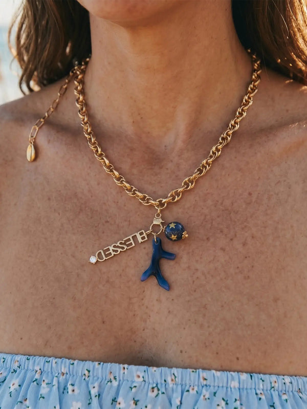 NES VINTAGE Vintage 1980s Designer House Chain Necklace – altın renkli zincir, boyunda