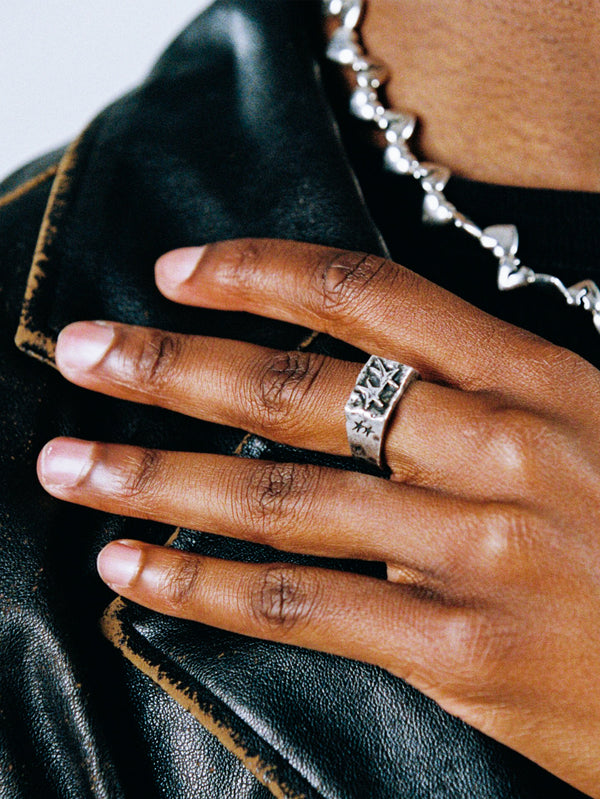 TWOJEYS, Ignorant Icon Ring - Silver, YÜZÜK, shopi go'da!