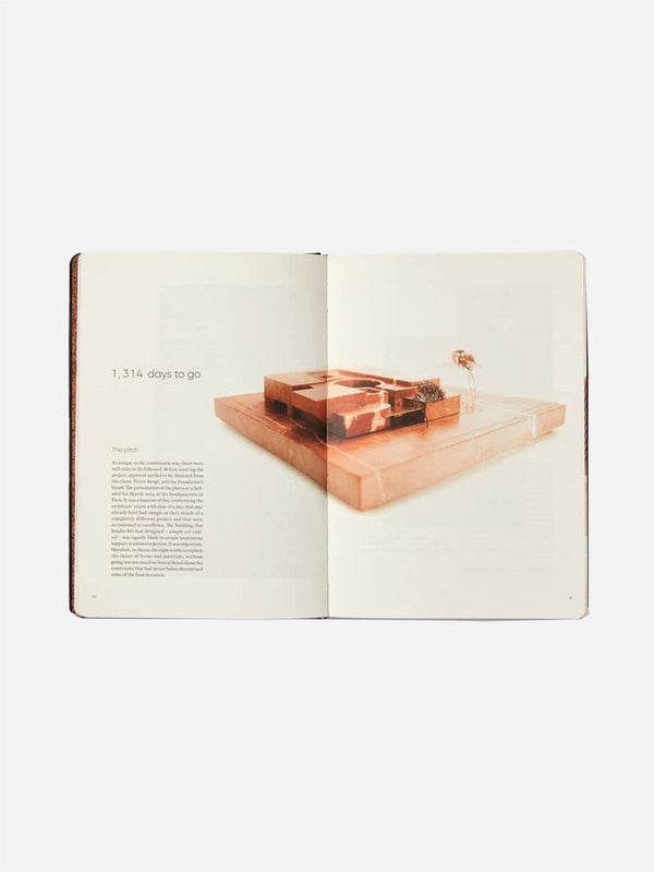 PHAIDON, Yves Saint Laurent Museum Marrakech, KİTAP, shopi go'da!