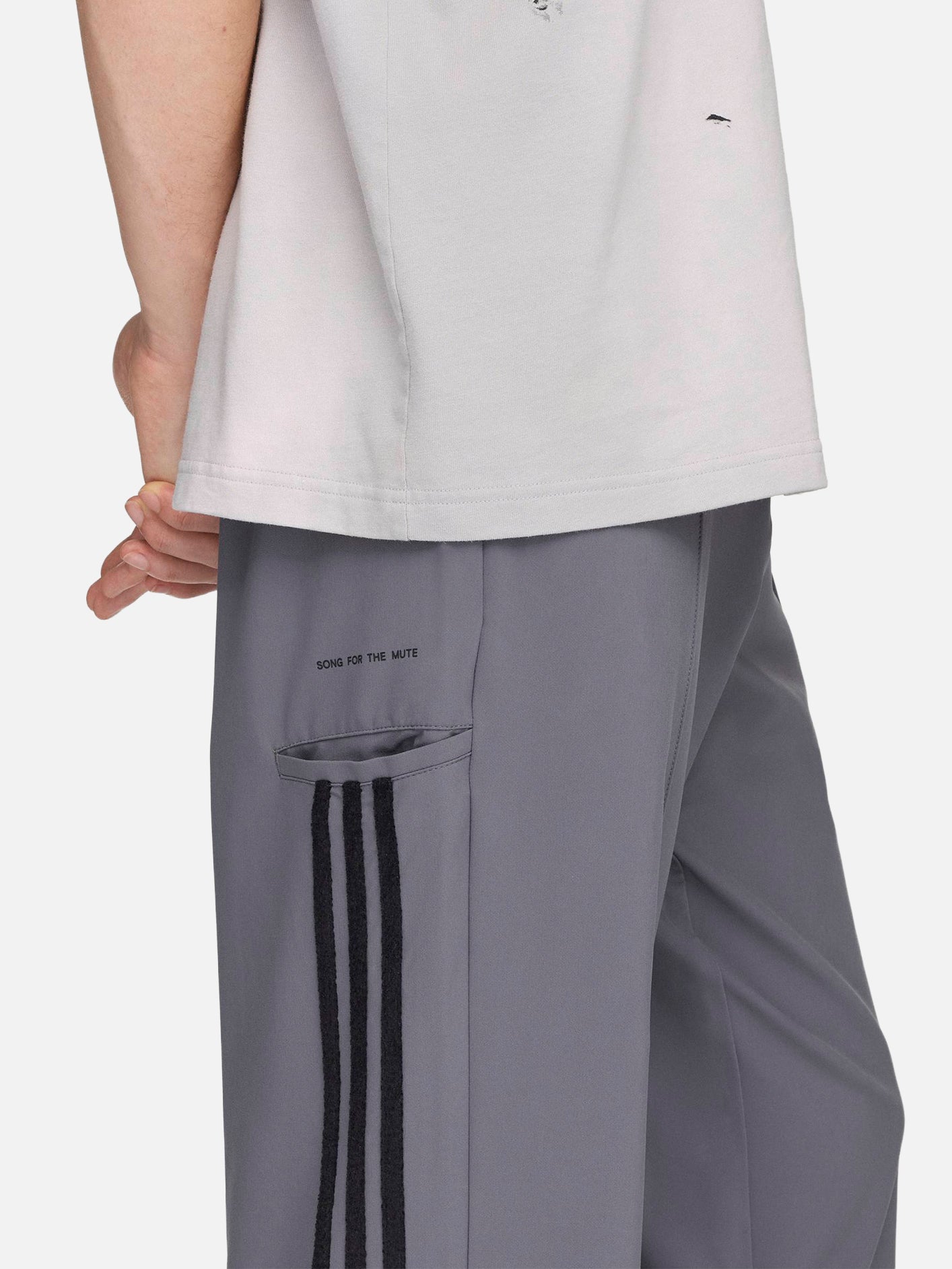 希少　007 adidasコラボジャージ Song For The Mute x adidas 007 Pants - Grey Five – shopi go