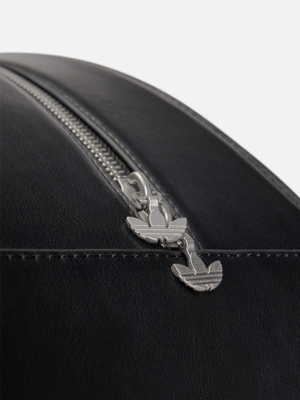 ADIDAS ORIGINALS, AVAVAV x adidas Sculpted Bag - Black, ÇANTA, shopi go'da!
