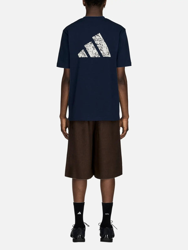 ADIDAS ORIGINALS Arte Antwerp x adidas T-Shirt Collegiate Navy – Collegiate Navy, arka görünüm