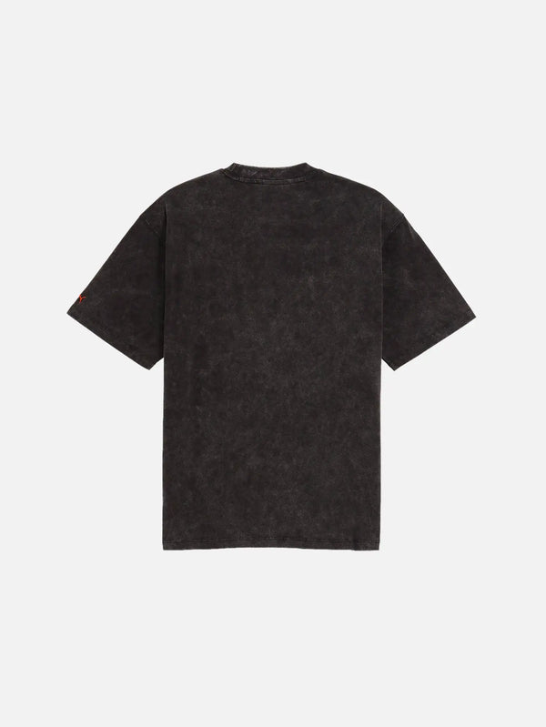 shopi go Graphic Vintage Wash Tee - Black – siyah, arka görünüm; kırmızı PUMA logosu kolda