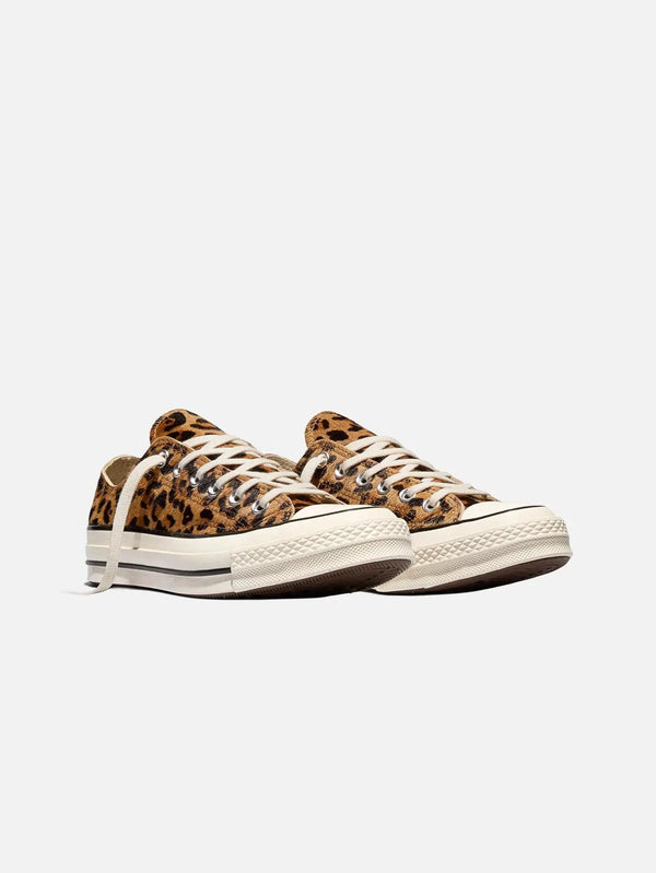 CONVERSE Chuck 70 OX – Leopard Pony Hair, 2 adet, yan görünüm