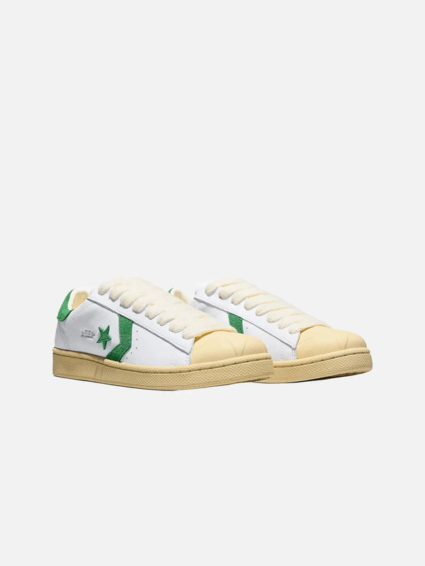 CONVERSE Converse x GOLF le FLEUR* 1908 Pro Leather Amazon White – amazon white, önden 3/4 görünüm