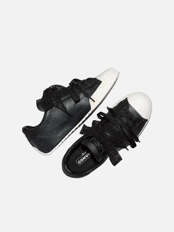 CONVERSE Chuck Taylor Lo Leather – siyah, dantel detayı