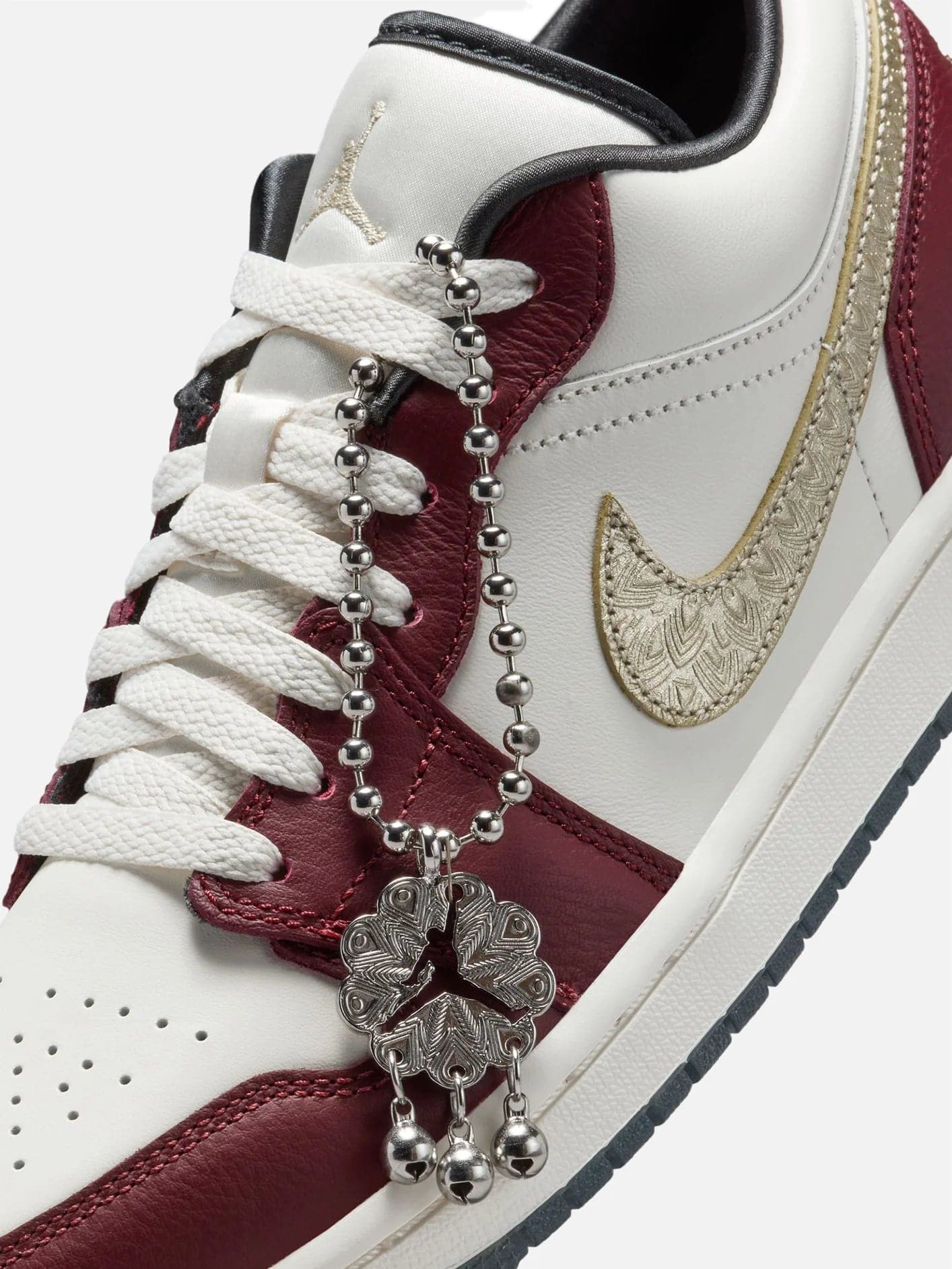 Air Jordan 1 Low SE Year of the Dragon shopi go