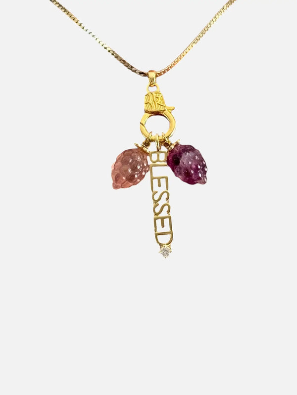 NES VINTAGE Vintage Gold Snake Chain Necklace - Blessed & Grape Charms 1980s – altın, önden görünüm