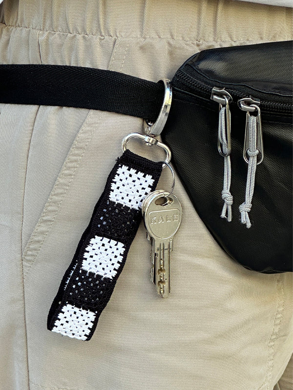OHM HANDMADE, Checkered Anahtarlık - Siyah Beyaz, ANAHTARLIK, shopi go'da!