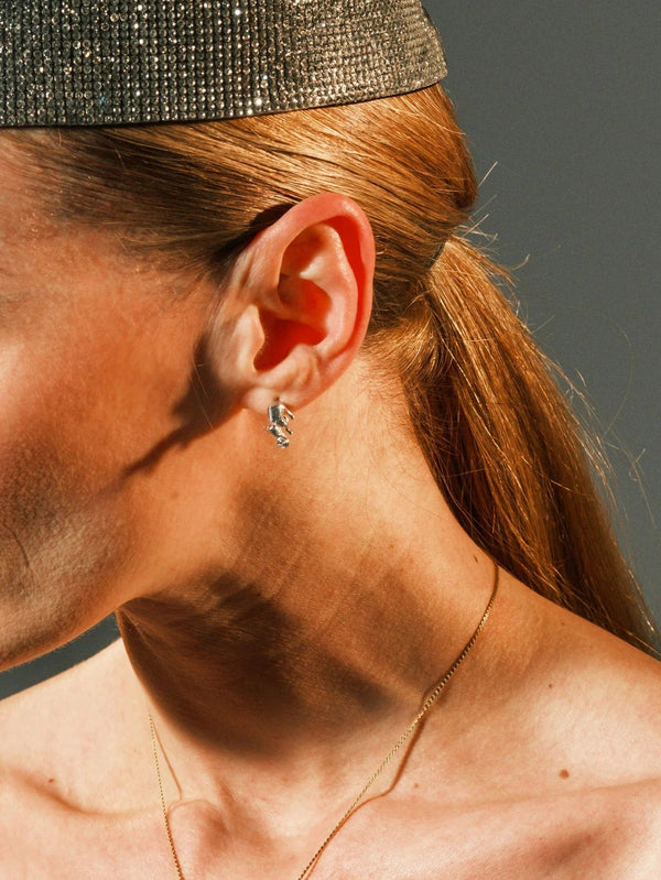 PIA YULI SAN FRANCISCO, Mini Elephantes Earring - Silver, KÜPE, shopi go'da!