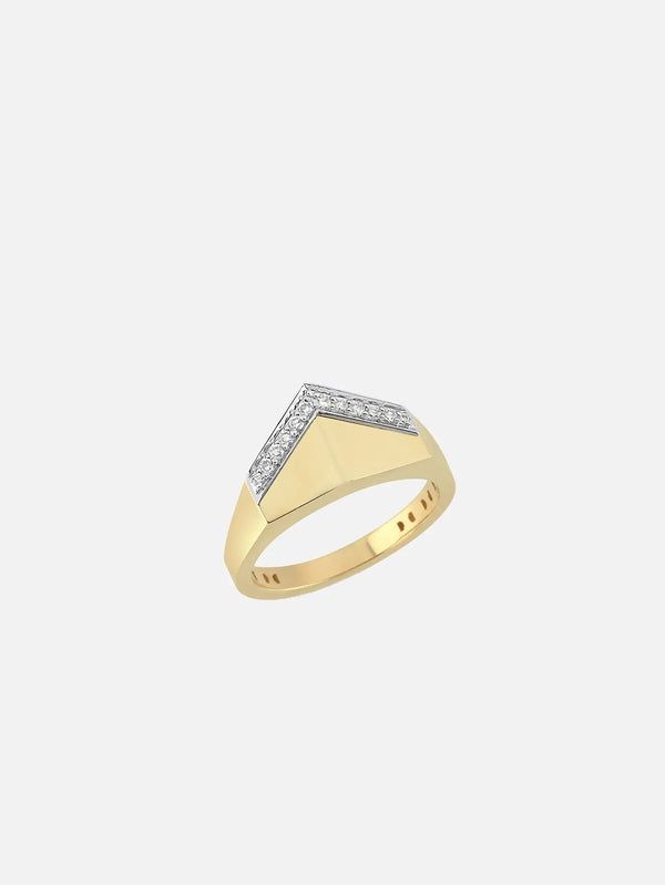 DIME TRIBE Apex Yüzük – Yellow Gold, taşlı köşeli üst yüzey, yan profilden görünüm