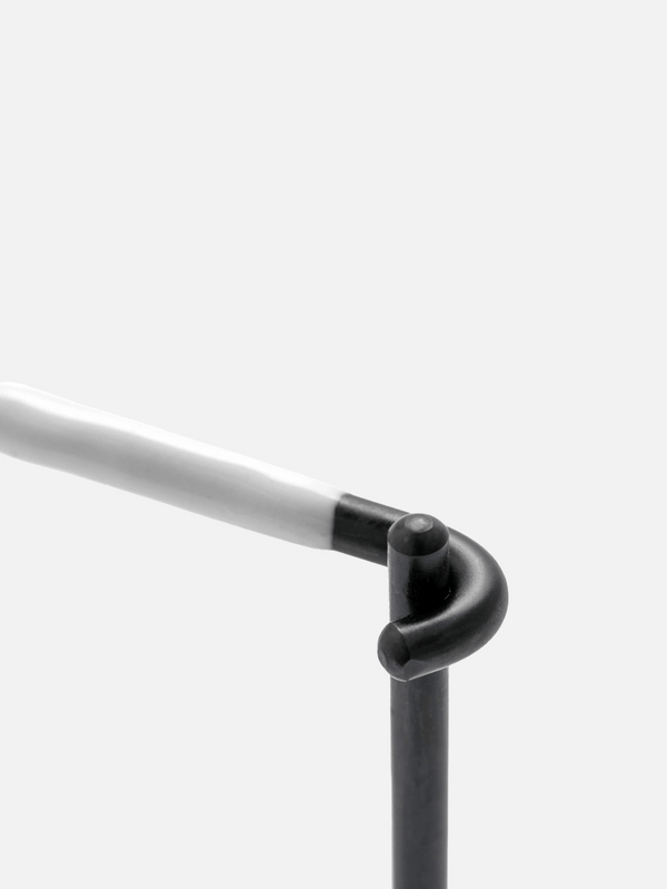 CRAIGHILL, Enameled Wilson Keyring White / Vapor Black, ANAHTARLIK, shopi go'da!