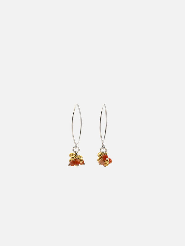 shopi go Fish Earrings – gümüş, kırmızı ve altın boncuklu, önden görünüm