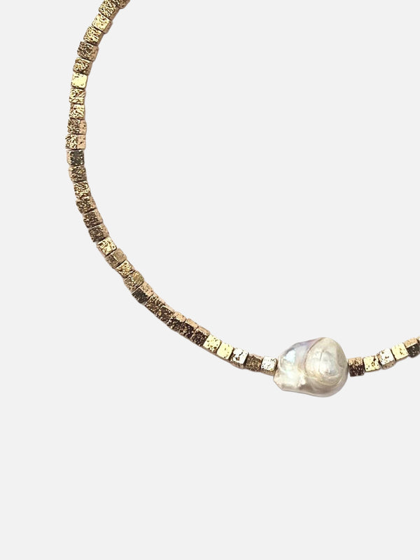 L'ATELIER DES PERLES, Féte Doğal Lav Taşlı Barok İncili Kolye, KOLYE, shopi go'da!