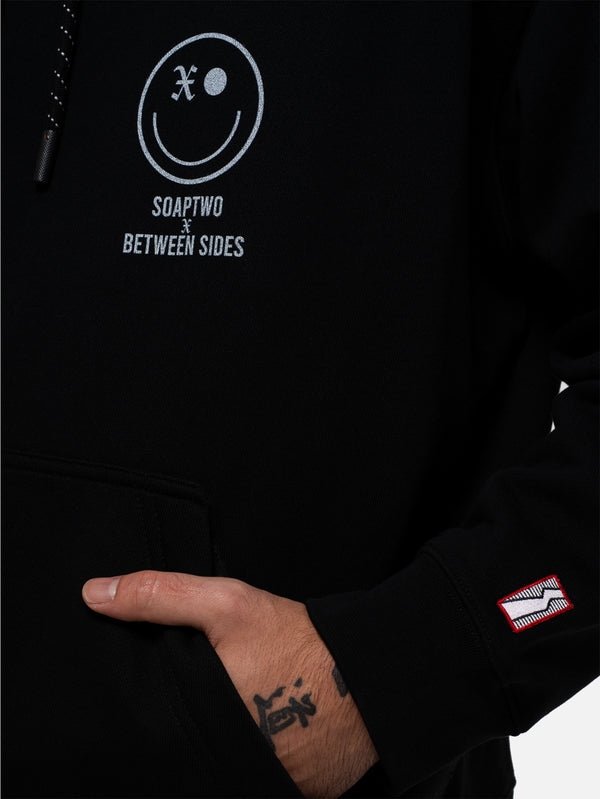 BETWEEN SIDES, GH-Punches Sweatshirt - Black, SWEATSHIRT, shopi go'da!