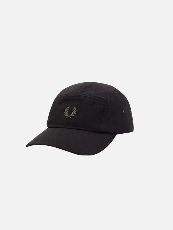 FRED PERRY - ŞAPKA - 5 Panel Ripstop Cap - Black/Olive - shopi go'da!.