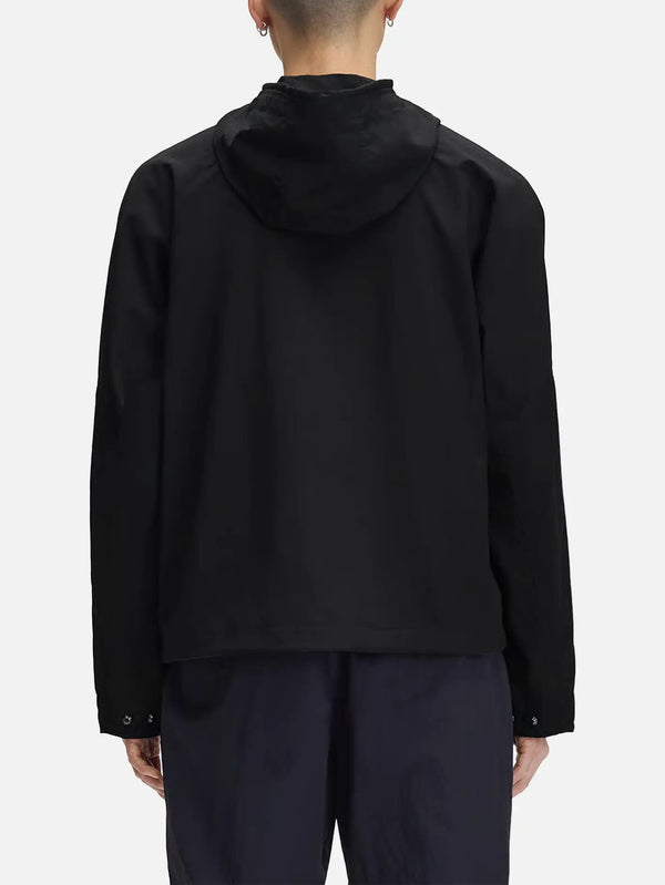 FRED PERRY Cropped Ripstop Parka – siyah, arkadan görünüm