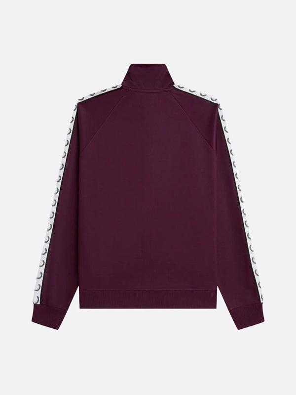 FRED PERRY Contrast Tape Track Jacket – Plum, arka görünüm, kollarda beyaz bantlar