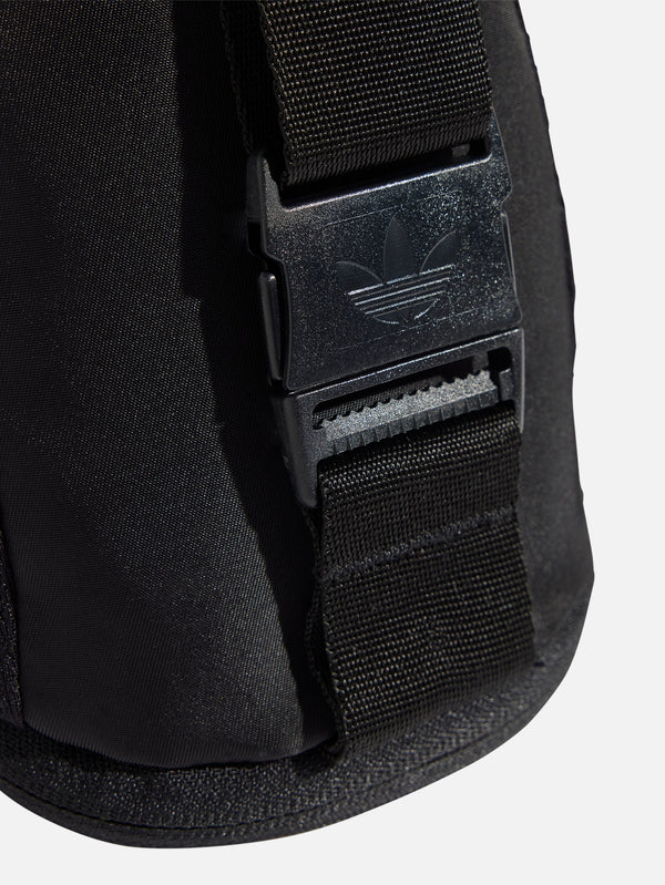 ADIDAS ORIGINALS, Adicolor Small Item Bag - Black, ÇANTA, shopi go'da!