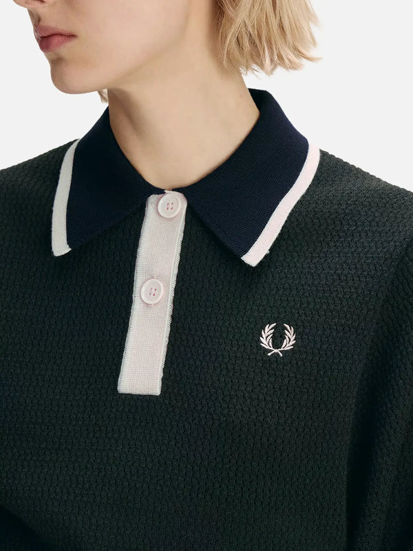 FRED PERRY CLR Block Pointelle Knitted Shirt - Night Green – önden görünüm, yaka ve göğüs logosu