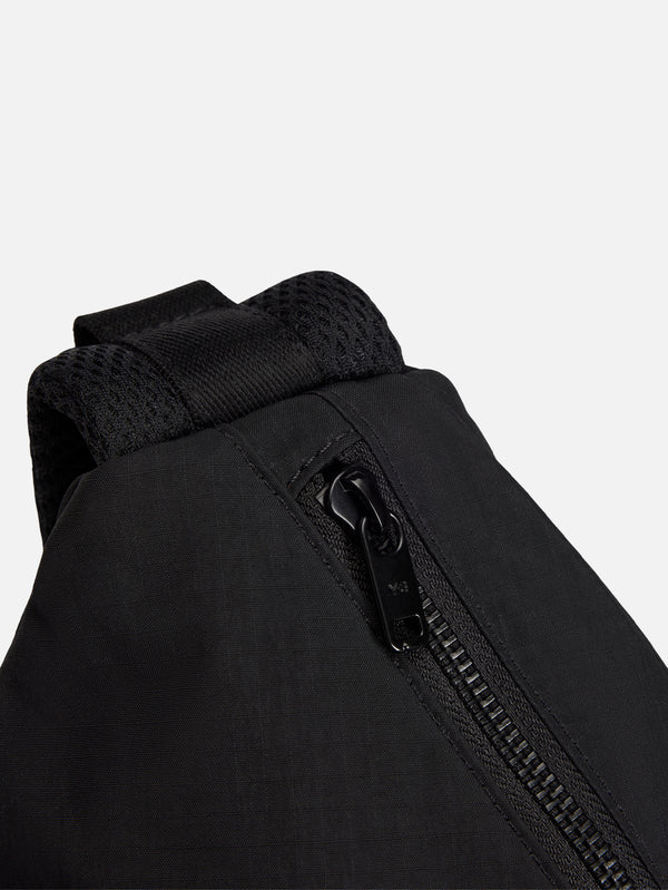Y-3, Y-3 Utility Sling Bag - Black, ÇANTA, shopi go'da!