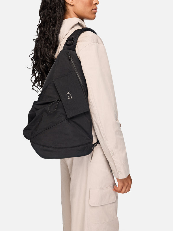 Y-3, Y-3 Utility Sling Bag - Black, ÇANTA, shopi go'da!