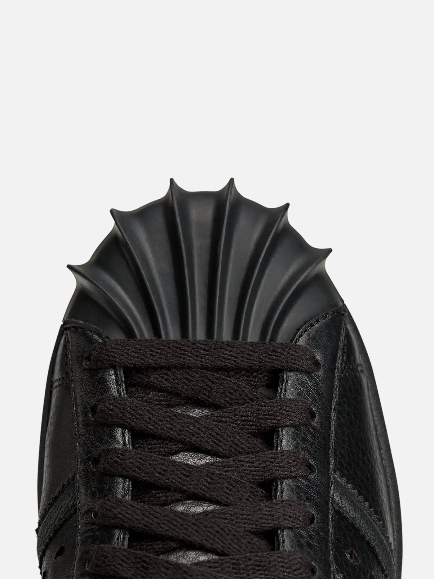 Thug Club x adidas Superstar Vintage Sneaker Modeli 