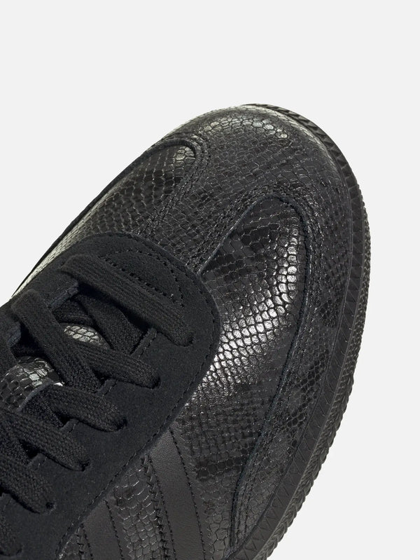 ADIDAS ORIGINALS Samba OG Snakeskin Core Black – Core Black, önden yakın çekim