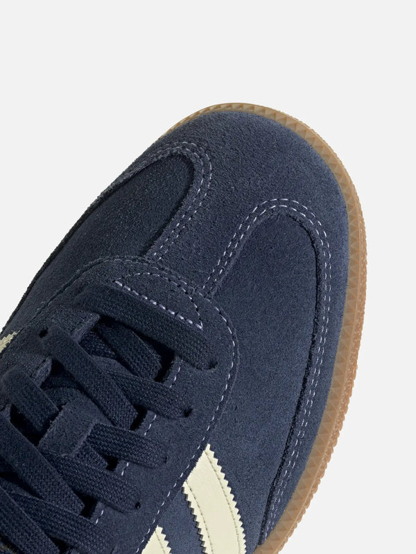 ADIDAS ORIGINALS Samba OG Night Indigo – Night Indigo, yakın çekim süet dokusu