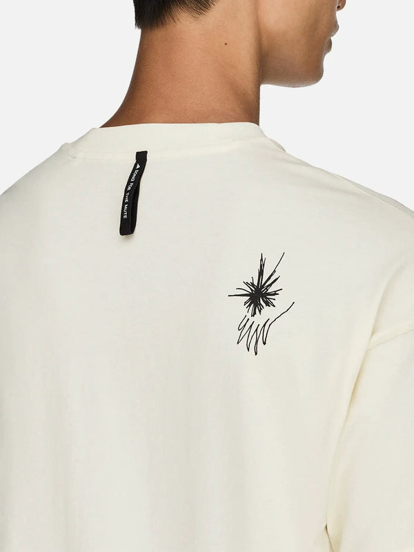 ADIDAS ORIGINALS adidas Running x Song For The Mute T-Shirt - Cream – arka görünüm, yaka üstündeki siyah etiket ve omuzdaki desen