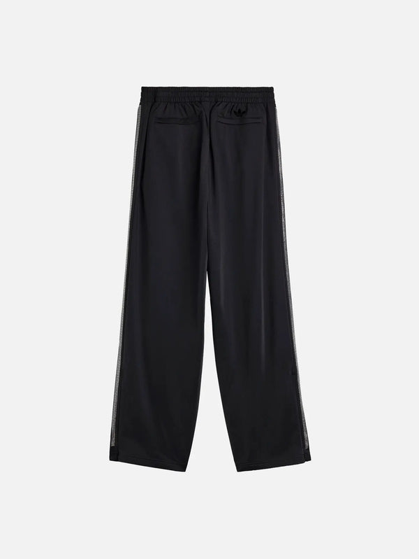 ADIDAS ORIGINALS SP5DER x adidas Track Pant - Black – siyah, arka görünüm, yan şerit detayları
