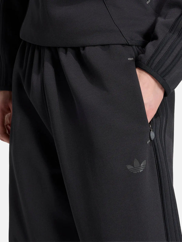 ADIDAS ORIGINALS Teamgeist 26 Cutline Open Hem Pants - Black – siyah, yandan görünüm