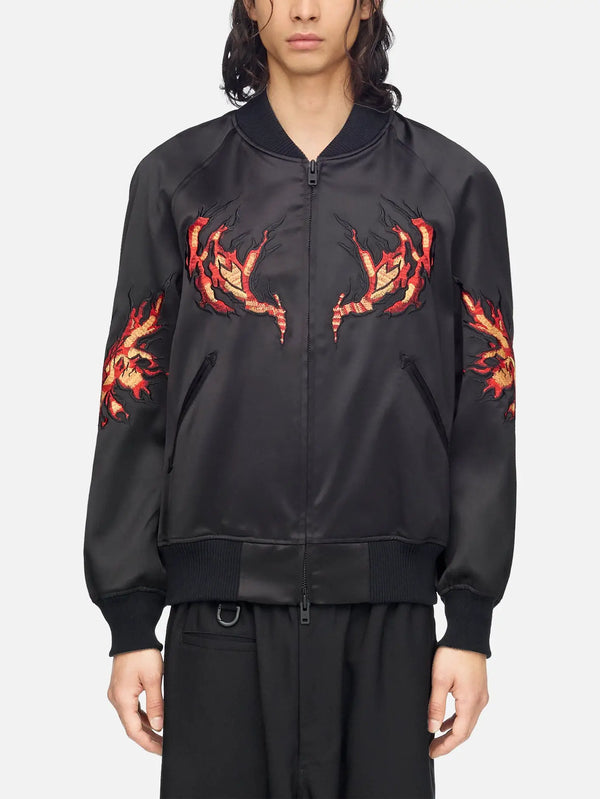 ADIDAS ORIGINALS Embroidered Graphic Satin Souvenir Jacket – Black, önden görünüm