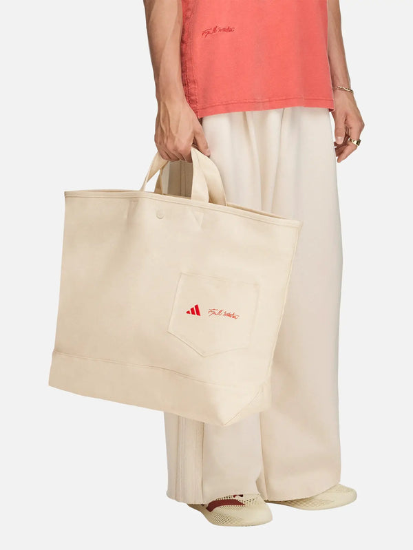 ADIDAS ORIGINALS Tyrrell Winston x adidas Tote Bag – Wonder White, yan görünüm