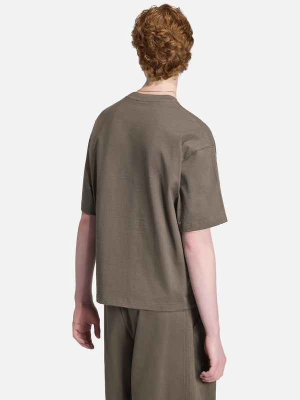 ADIDAS ORIGINALS Premium Essentials T-Shirt – Shadow Olive, arka görünüm